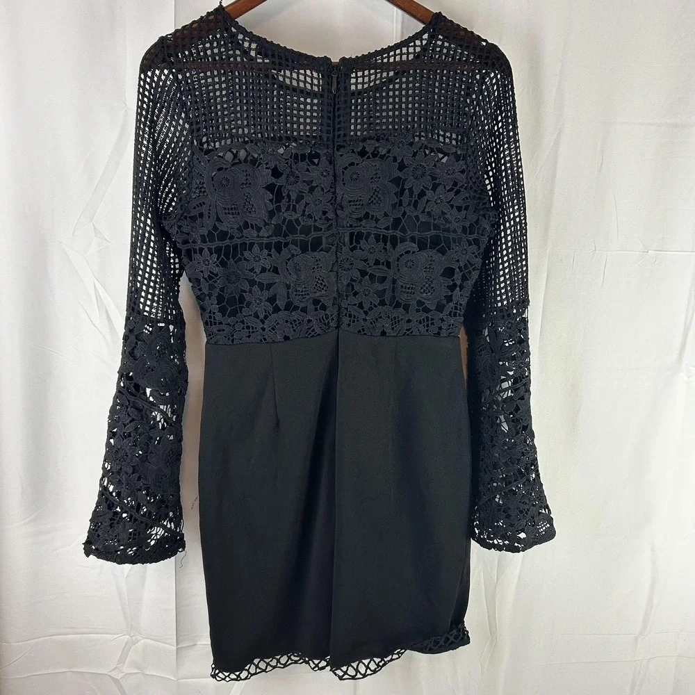 Soieblu Dress Womens Medium Black Lace Bell Sleeve‎ Bodycon Mini S17023